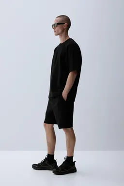 Sudadera manga corta textura de Lefties en Buzos y Sweaters para argentina
