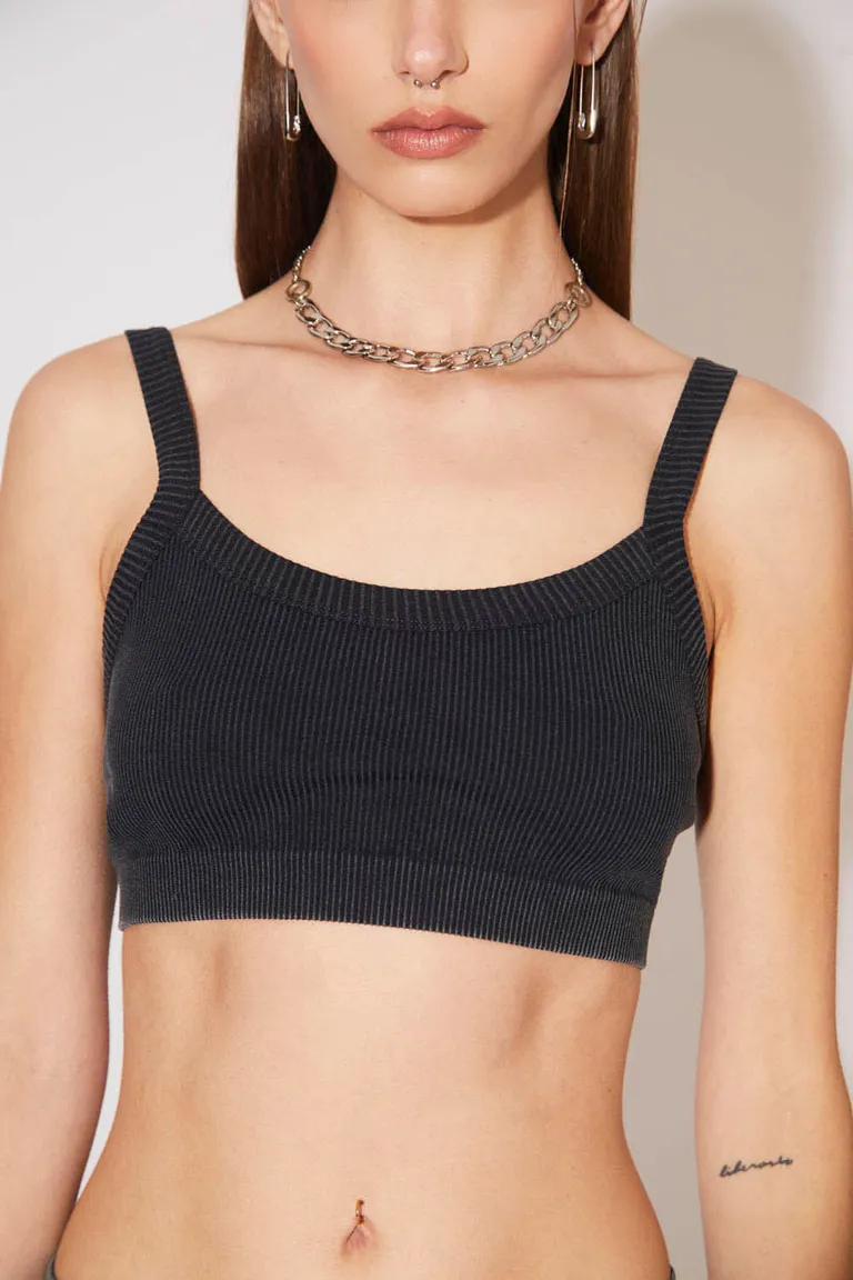 Elegante top deportivo de tirantes para mujer, para el gimnasio o actividades outdoor de 47 Street en Tops para argentina