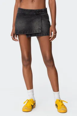 Skort asimétrico denim cruzado de Edikted en Faldas para argentina