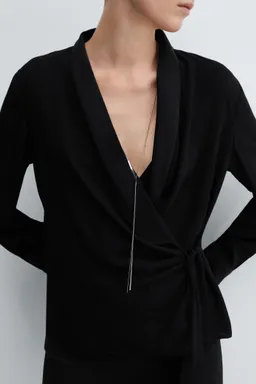 Blusa cruzada con lazo de Mango en Blusas para argentina