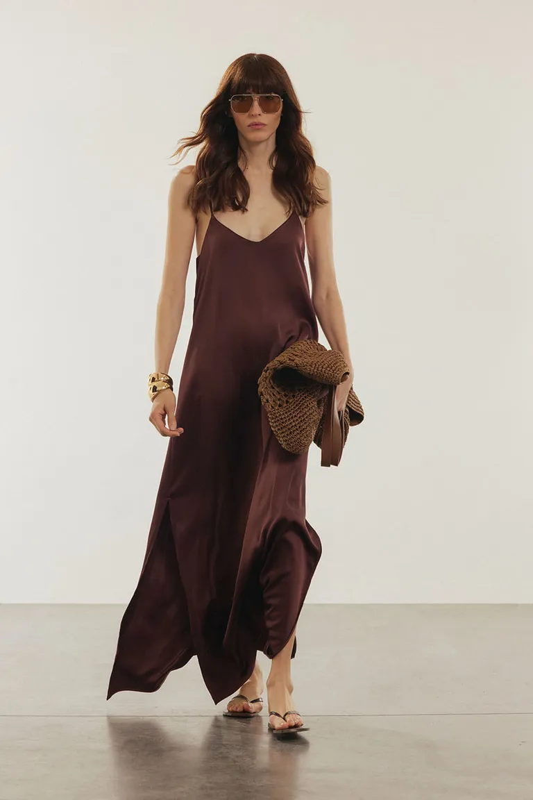 Vestido de estilo lencero con escote en V y aberturas laterales de Portsaid en Vestidos para argentina