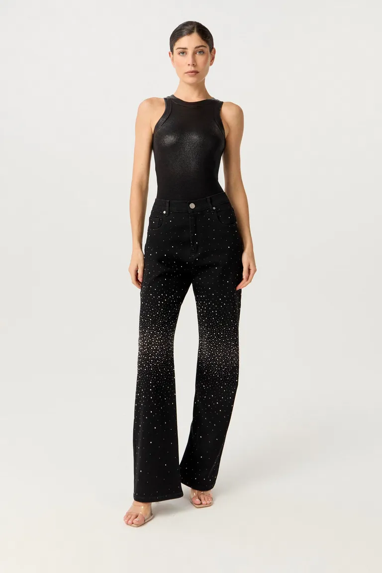 Musculosa anatómica con corte americano y detalles en foil para mujer de Markova en Tops para argentina