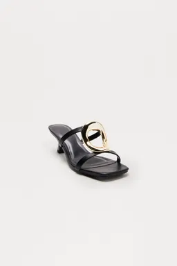 Sandalias maris tacón kitten negro de Fashion Nova en Sandalias para argentina