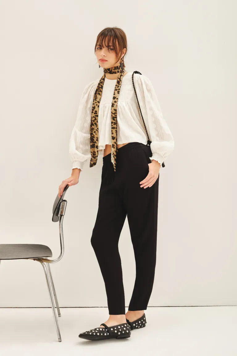 Pantalón Negro Babucha con Cordón Ajustable en Cintura y Tobillo de Rapsodia en Pantalones para argentina