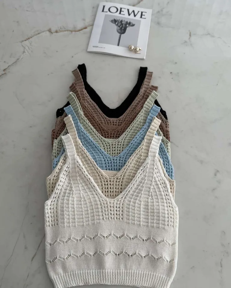 Musculosa tejida a crochet con diseño de líneas diagonales de Hesed en Tops para argentina