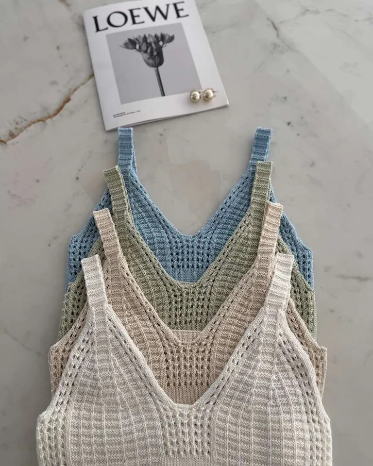 Musculosa tejida a crochet con diseño de líneas diagonales de Hesed en Tops para argentina