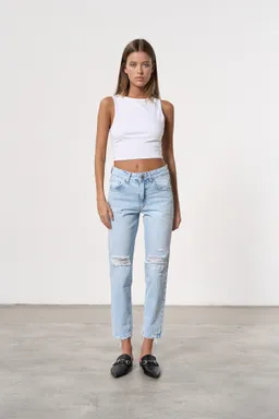 Jean denim mom palmer de Magda en Pantalones para argentina