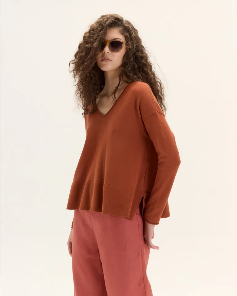 Sweater de tejido fino con escote en V y silueta relajada de Blue Sheep en Buzos y Sweaters para argentina