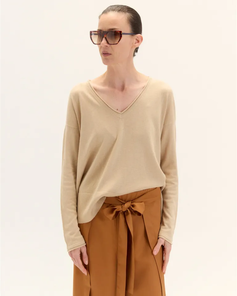 Sweater de tejido fino con escote en V y silueta relajada de Blue Sheep en Buzos y Sweaters para argentina