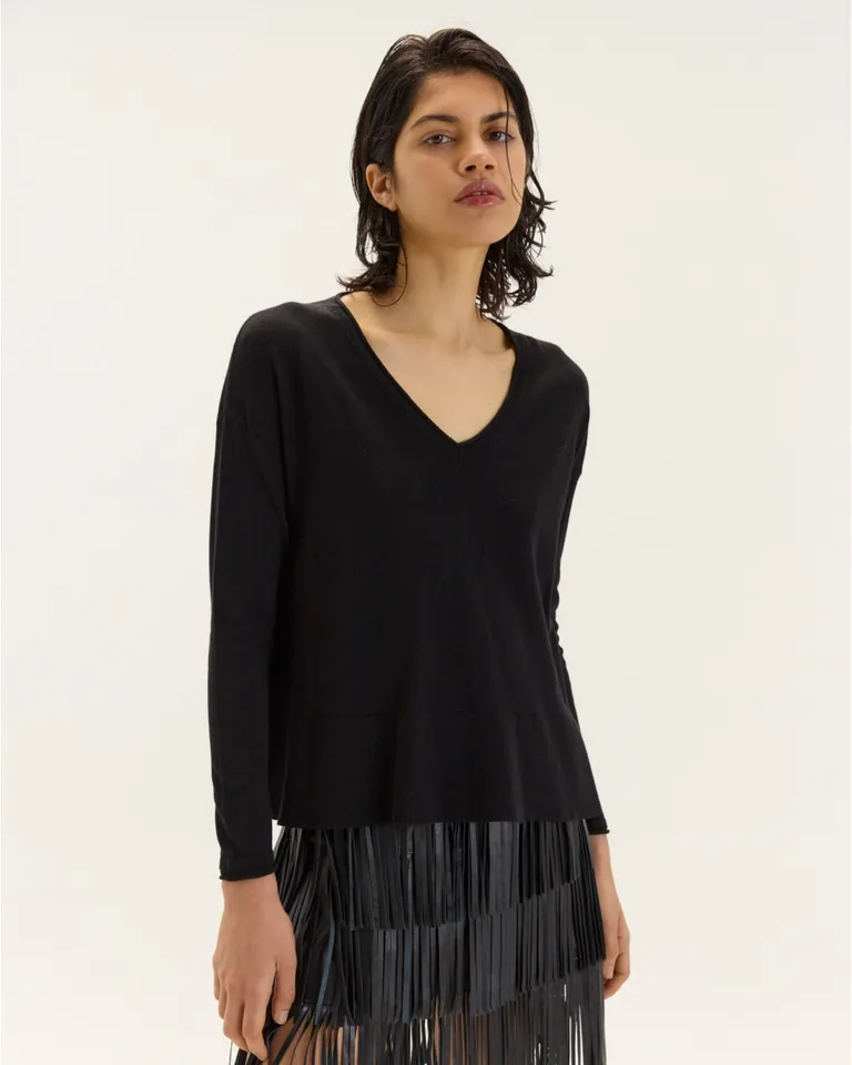 Sweater de tejido fino con escote en V y silueta relajada de Blue Sheep en Buzos y Sweaters para argentina