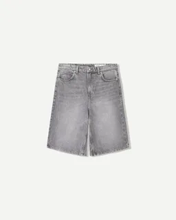 Bermuda denim holgada de Bershka en Bermudas y Shorts para argentina