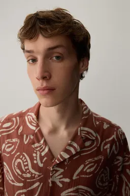 Camisa con estampado de Lefties en Camisas para argentina