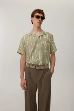 Camisa con estampado de Lefties en Camisas para argentina