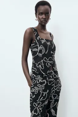 Chaleco traje lino floral de Mango en Chalecos para argentina