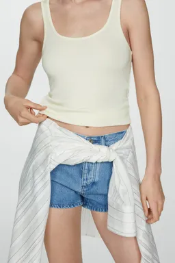 Top punto tirantes de Mango en Tops para argentina