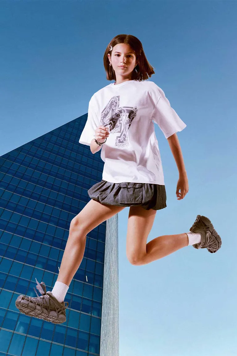 Remera blanca con estampa paisley de algodón para mujer de 47 Street en Remeras para argentina