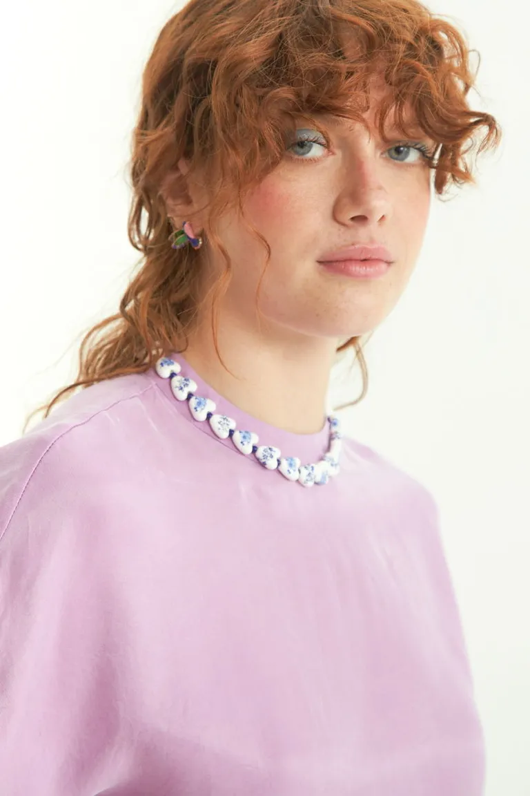 Blusa de diseño minimalista con detalles únicos de Las Pepas en Blusas para argentina