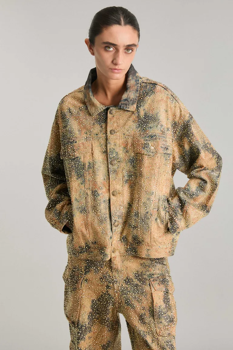 Chaqueta de mujer con acabado desgastado y destellos en cobre, confeccionada de manera artesanal de Kosiuko en Chaquetas para argentina