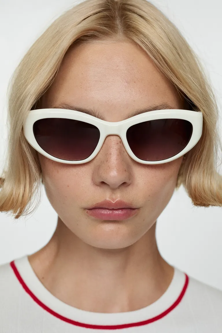 Vestido corto contraste de Mango en Vestidos para argentina