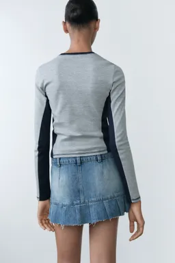 Minifalda denim con tablas de Mango en Faldas para argentina