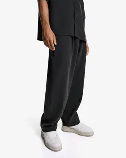 Pantalón jogger holgado de Bershka en Pantalones para argentina