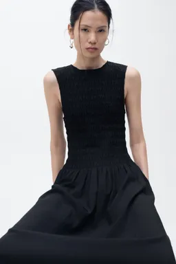 Vestido evasé cuerpo fruncido de Mango en Vestidos para argentina