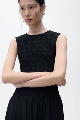 Vestido evasé cuerpo fruncido de Mango en Vestidos para argentina