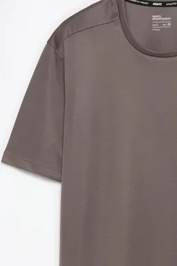 Remera deportiva de Lefties en Remeras y Polos para argentina