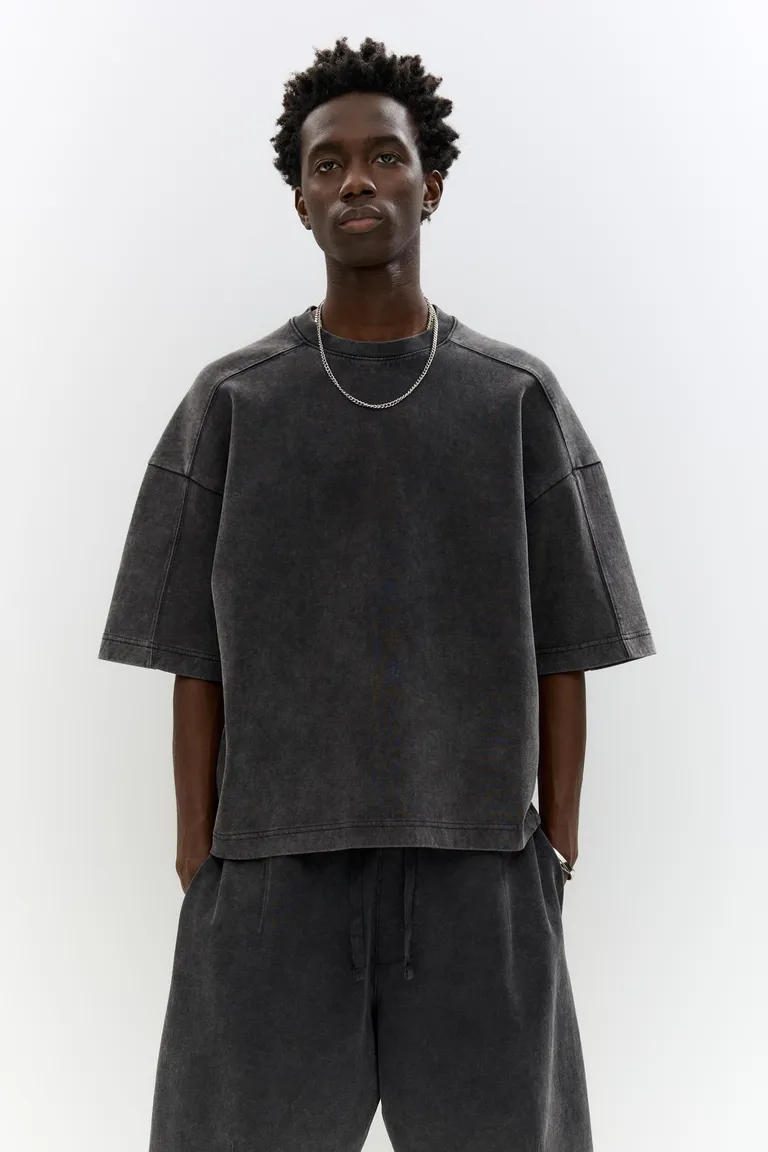 Buzo boxy manga corta de Pull&Bear en Buzos y Sweaters para argentina