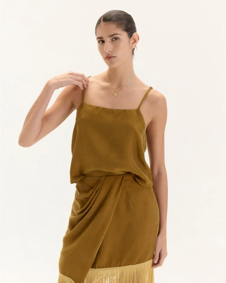 Top de escote cuadrado con breteles finos y regulables de Blue Sheep en Tops para argentina