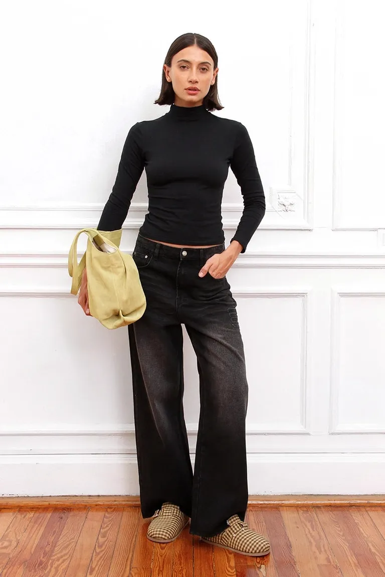 Pantalón wide leg de tiro bajo con diseño de costuras laterales en denim de Sofia Sarkany en Pantalones para argentina