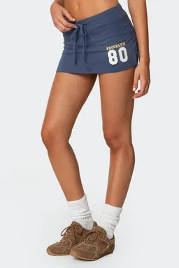 Brooklyn micro skort bordado de Edikted en Shorts para argentina