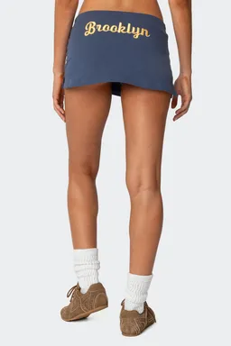 Brooklyn micro skort bordado de Edikted en Shorts para argentina