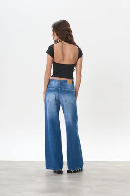 Jean denim silas ancho de Magda en Pantalones para argentina