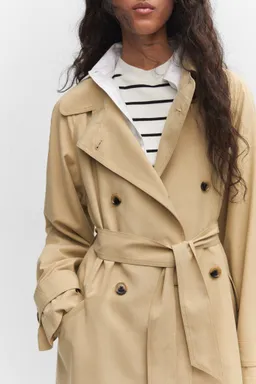 Trench fluido tencel de Mango en Tapados para argentina