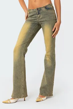Jeans acampanados tiro bajo maris de Edikted en Pantalones para argentina
