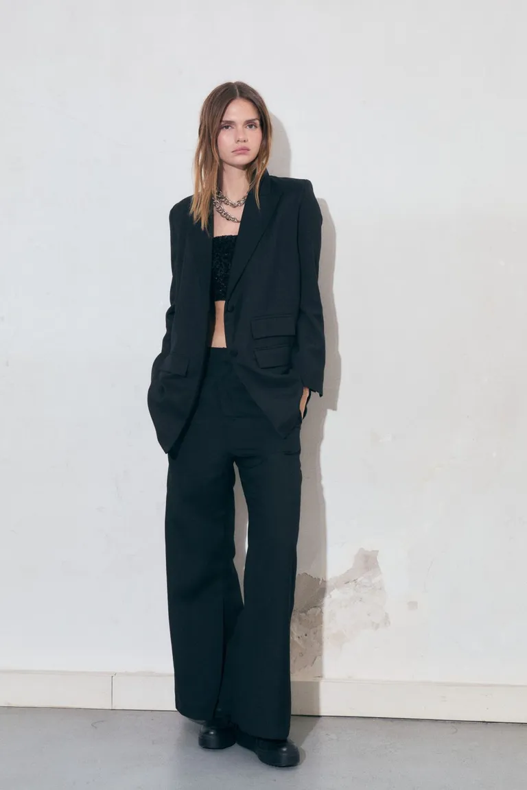 Saco negro Edbury phoenix con detalles en la espalda para mujer de Allo Martinez en Chaquetas para argentina