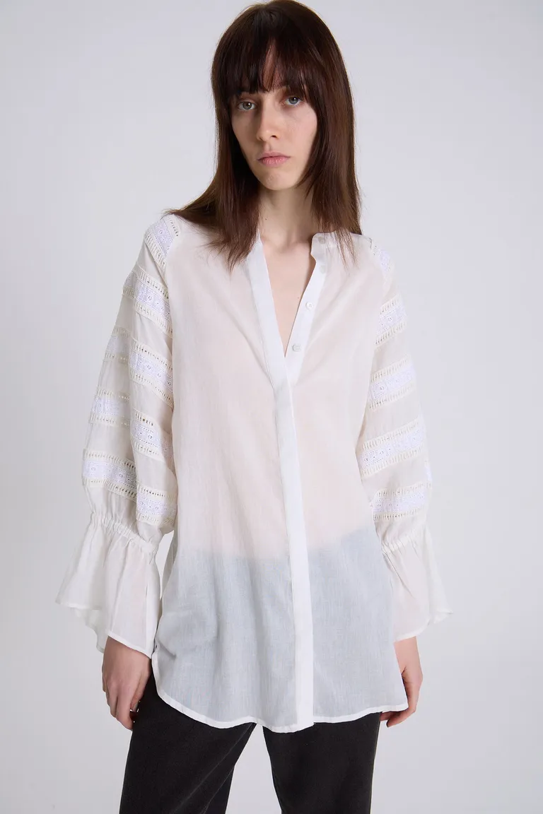 Camisa de voile oversize con diseño de puntillas de Maria Cher en Camisas para argentina