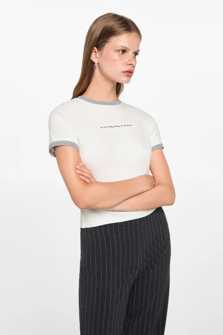 Camiseta detalles contraste de Mango Teen en Remeras para argentina