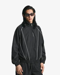Campera técnica deportiva de Bershka en Abrigos y Camperas para argentina