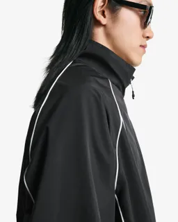 Campera técnica deportiva de Bershka en Abrigos y Camperas para argentina