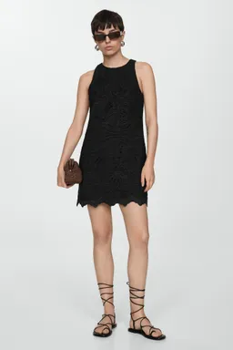 Vestido corto bordado de Mango en Vestidos para argentina