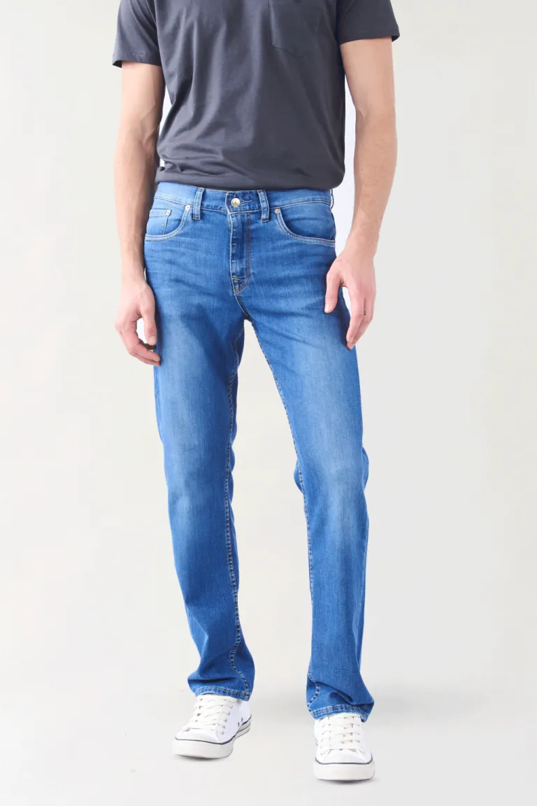 Pantalón de mezclilla clásico de corte regular para hombre de Bensimon en Pantalones para argentina