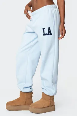 Pantalón jogging oversized love de Edikted en Buzos y Sweaters para argentina