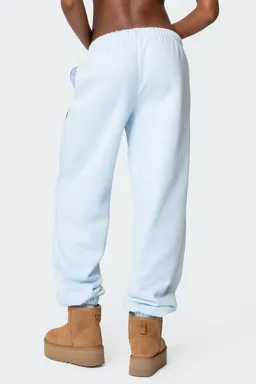 Pantalón jogging oversized love de Edikted en Buzos y Sweaters para argentina