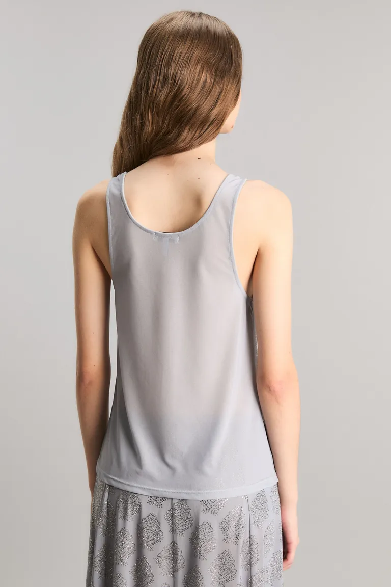 Musculosa Toulouse de diseño único y traslúcido en color gris plata de Kosiuko en Tops para argentina