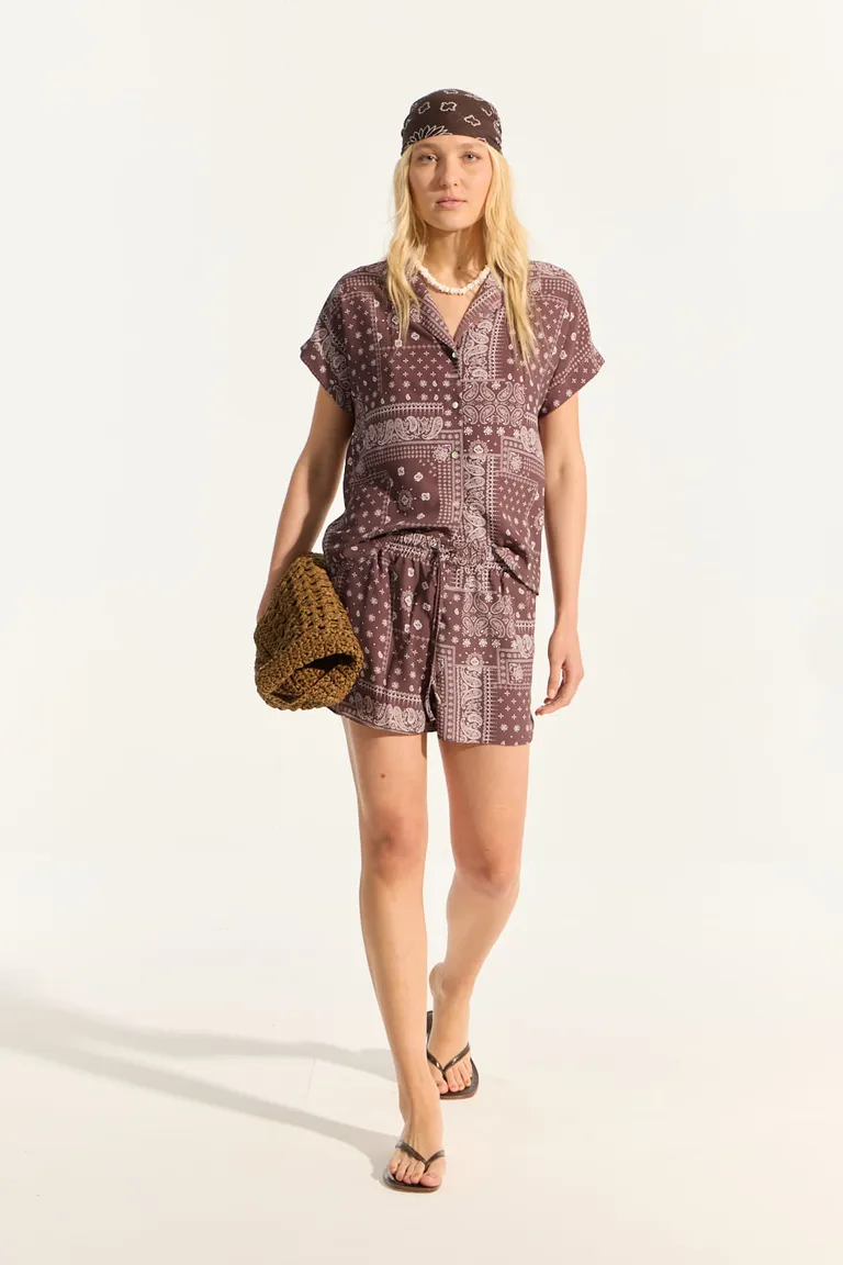 Camisa estampada con cuello solapa y manga corta para mujer de Portsaid en Camisas para argentina