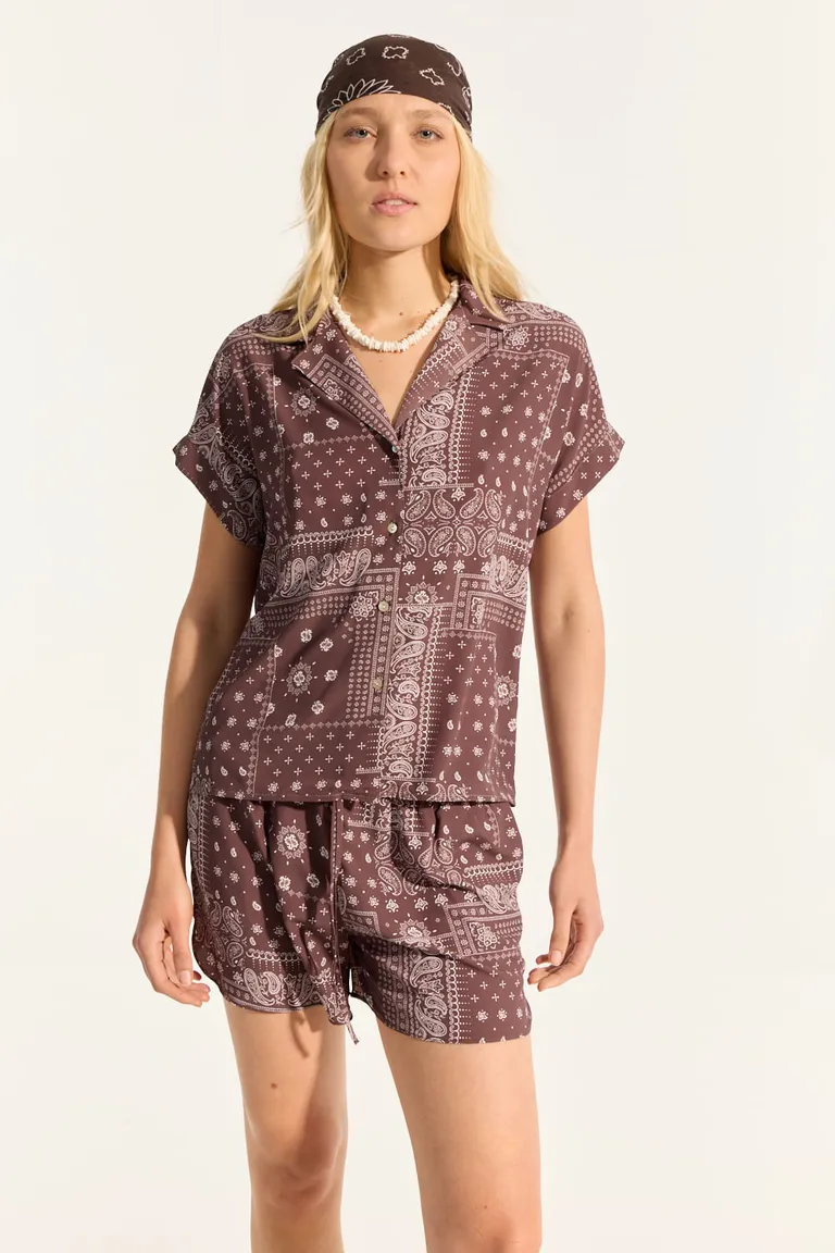 Camisa estampada con cuello solapa y manga corta para mujer de Portsaid en Camisas para argentina