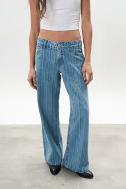 Jean denim wide tiro bajo ryan de Magda en Pantalones para argentina