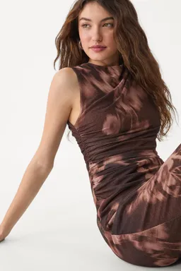 Vestido midi estampado de tul de Stradivarius en Vestidos para argentina